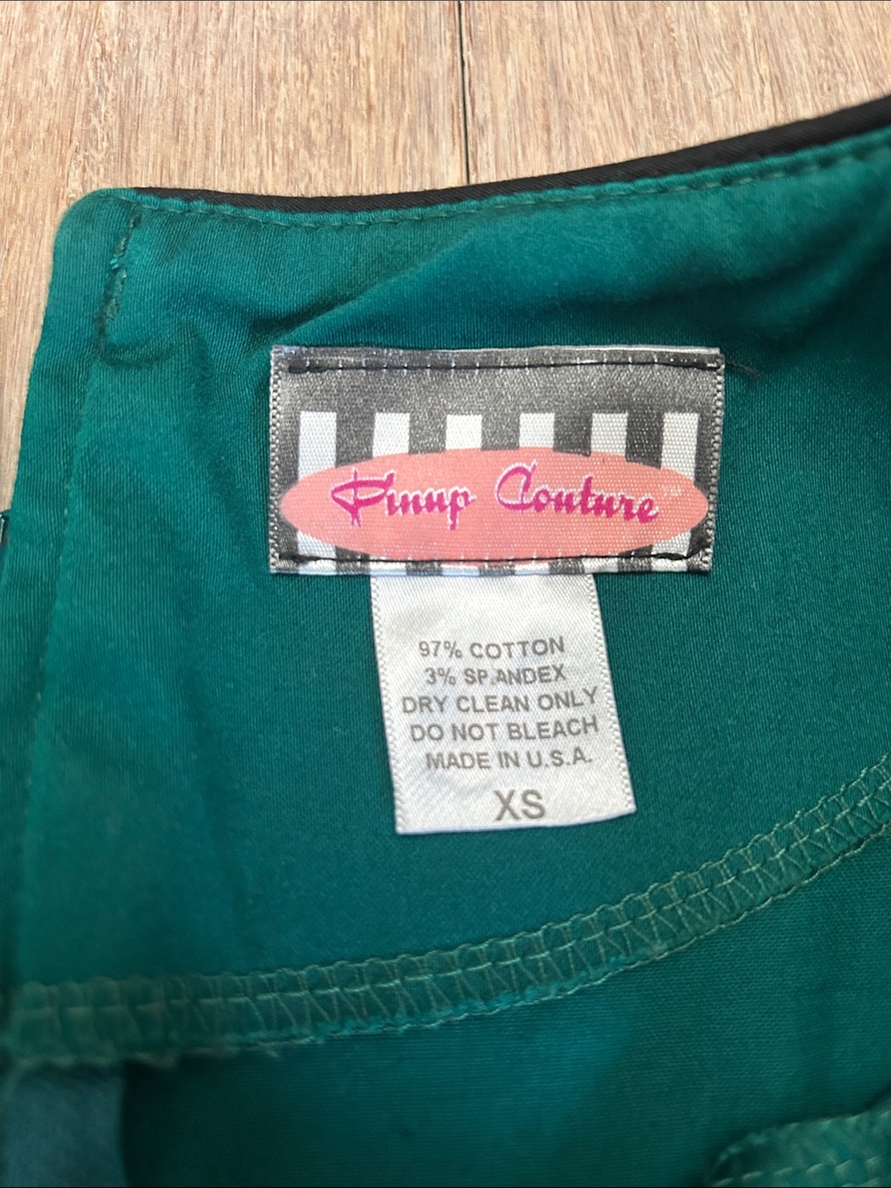 Pinup Couture Emerald Green Vintage-Inspired Midi Dress - Picture 8 of 12